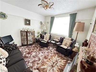 REAR SITTING ROOM